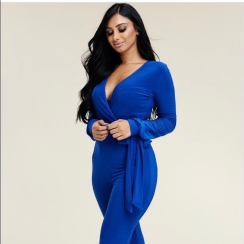 Blue jumpsuit - Picture 2 of 3